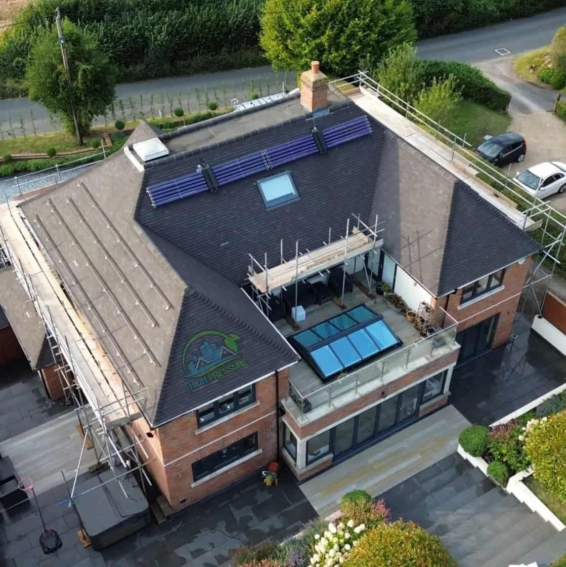 Roof cleaners near Buckinghamshire